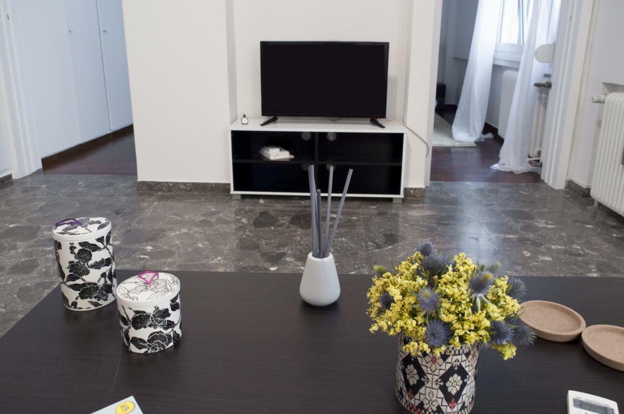 Modern Flat, Vibrant And Excellent Spot!! Apartment Athens Exterior photo